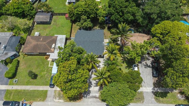 511 Carolina Avenue, Fort Lauderdale, FL 33312