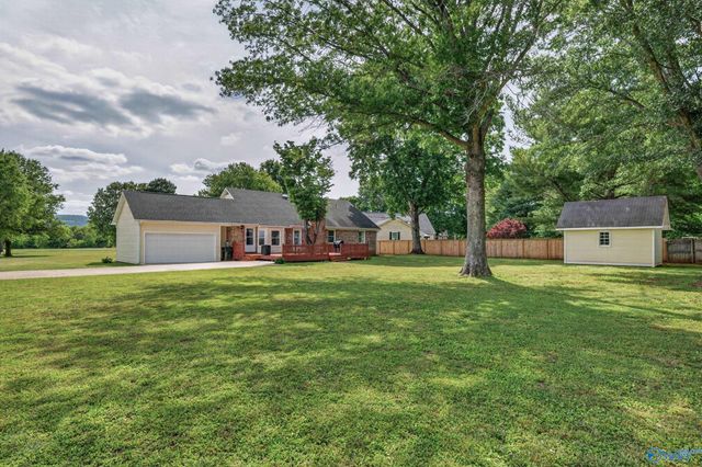 559 Wells Road, Meridianville, AL 35759