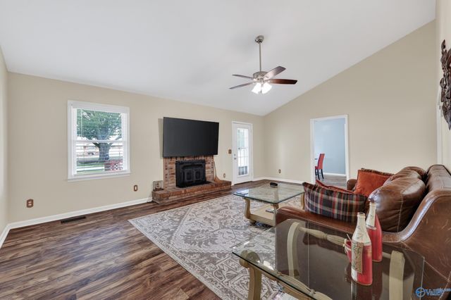 559 Wells Road, Meridianville, AL 35759