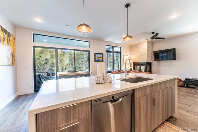 930 Blue River Parkway 714, Silverthorne, CO 80498