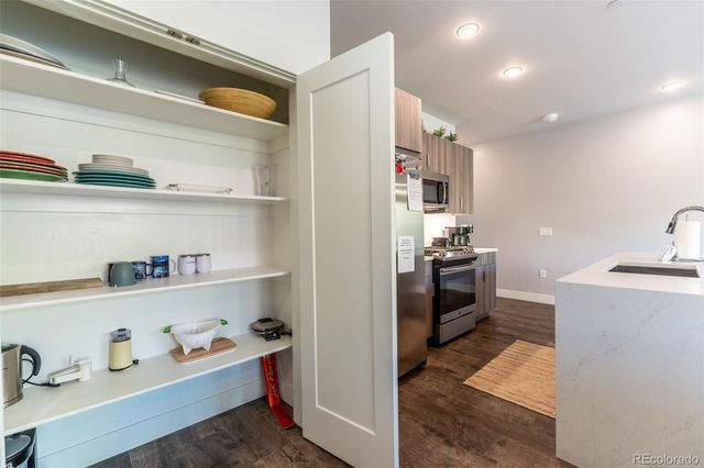 930 Blue River Parkway 714, Silverthorne, CO 80498