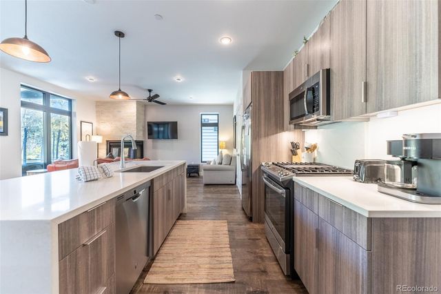 930 Blue River Parkway 714, Silverthorne, CO 80498