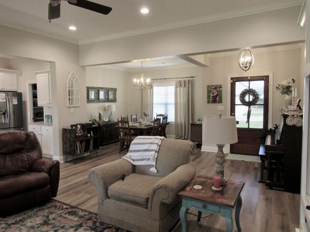 23 Castlewoods Way, Petal, MS 39465