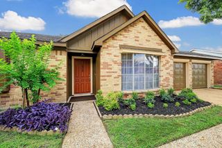 1906 Iron Ridge, Sugar Land, TX 77478