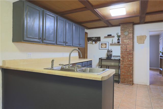 412 Springfield Street, Berryville, AR 72616