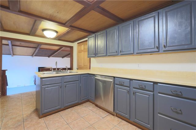 412 Springfield Street, Berryville, AR 72616