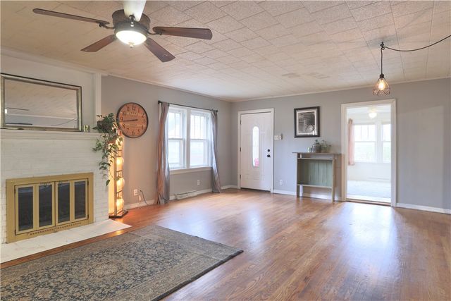 412 Springfield Street, Berryville, AR 72616