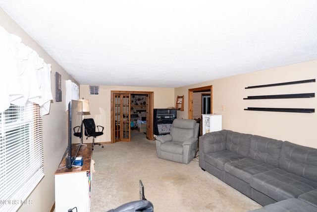 4129 Misty Shores Drive, Defiance, OH 43512