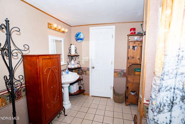 4129 Misty Shores Drive, Defiance, OH 43512