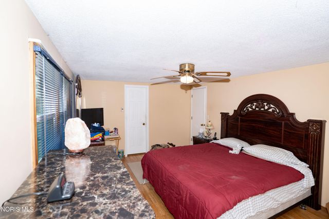 4129 Misty Shores Drive, Defiance, OH 43512