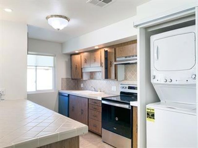 53720 Avenue Obregon, La Quinta, CA 92253