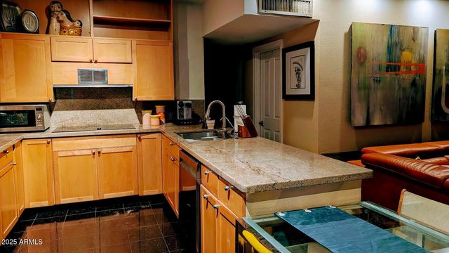 805 N 4TH Avenue N 1101, Phoenix, AZ 85003