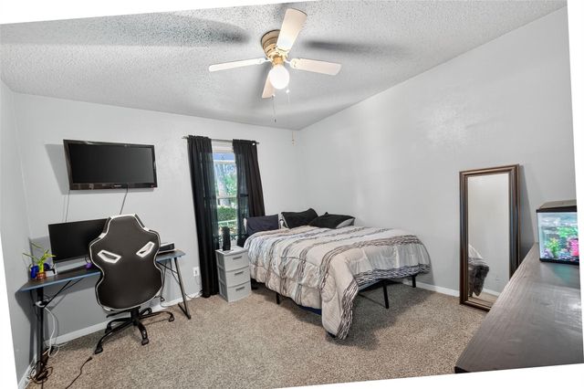 2103 Diane Street, Pinehurst, TX 77362