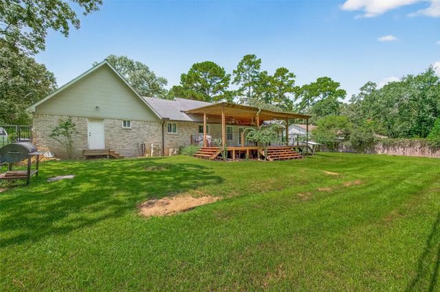 2103 Diane Street, Pinehurst, TX 77362