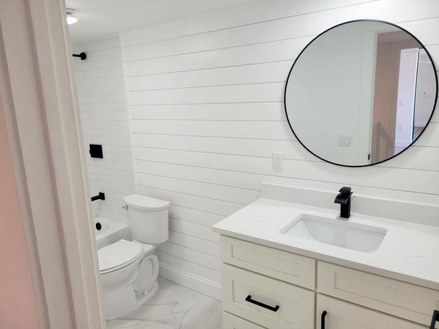 201 2nd Way, West Palm Beach, FL 33407