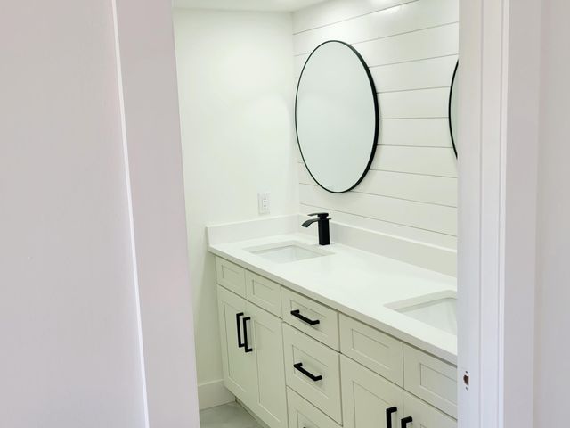 201 2nd Way, West Palm Beach, FL 33407