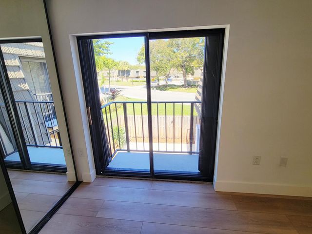 201 2nd Way, West Palm Beach, FL 33407