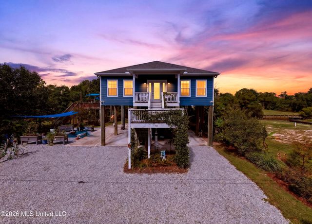 48 Wolfe Street, Bay Saint Louis, MS 39520