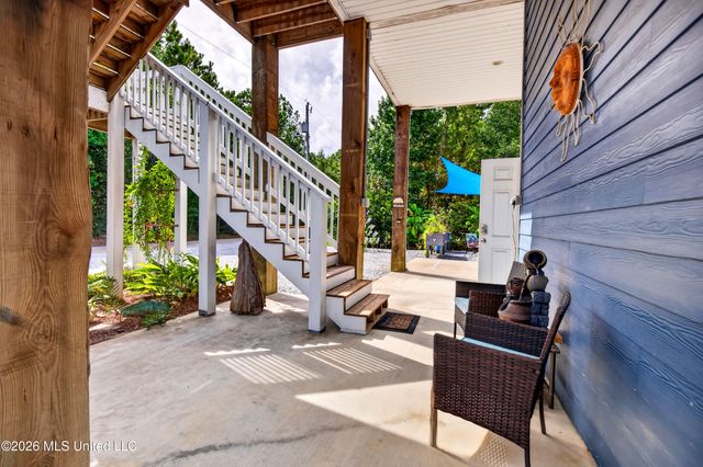 48 Wolfe Street, Bay Saint Louis, MS 39520