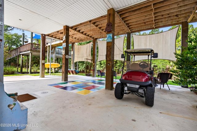 48 Wolfe Street, Bay Saint Louis, MS 39520