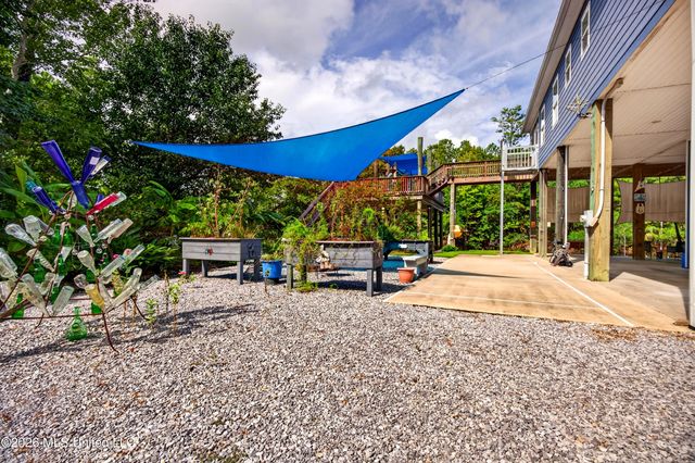 48 Wolfe Street, Bay Saint Louis, MS 39520