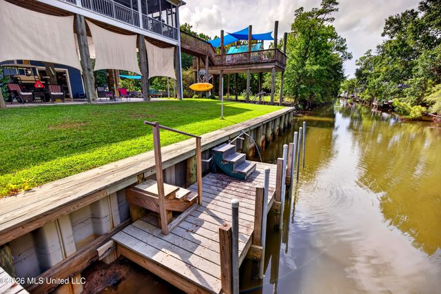 48 Wolfe Street, Bay Saint Louis, MS 39520