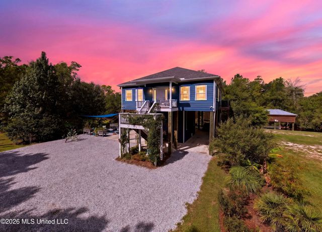 48 Wolfe Street, Bay Saint Louis, MS 39520