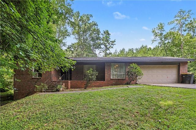 779 Pinehurst Drive, Fairburn, GA 30213
