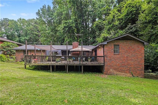 779 Pinehurst Drive, Fairburn, GA 30213