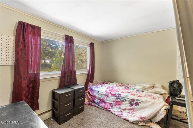 2487 Us Route 9W, Ravena, NY 12143