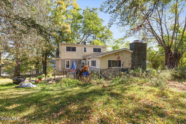 2487 Us Route 9W, Ravena, NY 12143