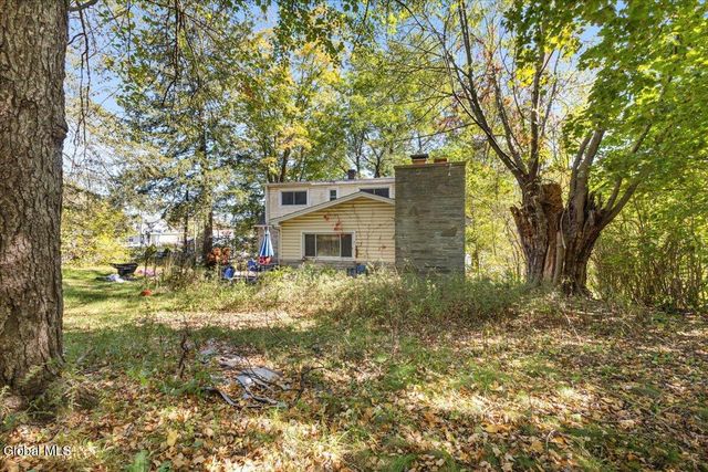 2487 Us Route 9W, Ravena, NY 12143