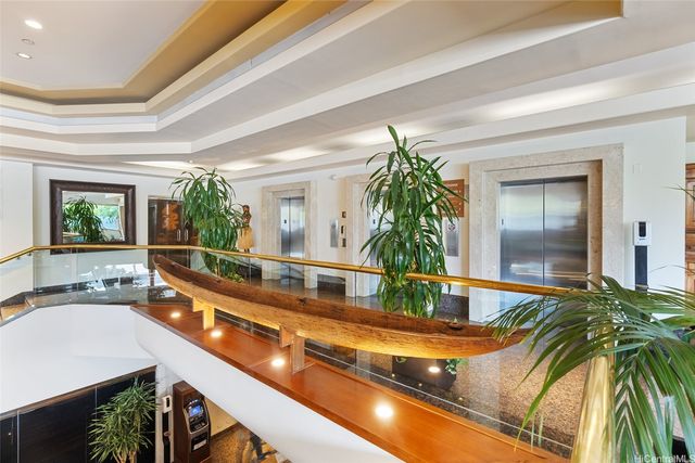 2045 Kalakaua Avenue 118, Honolulu, HI 96815