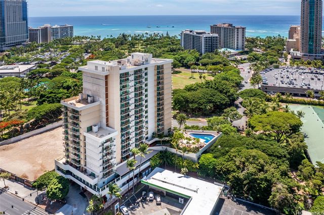 2045 Kalakaua Avenue 118, Honolulu, HI 96815