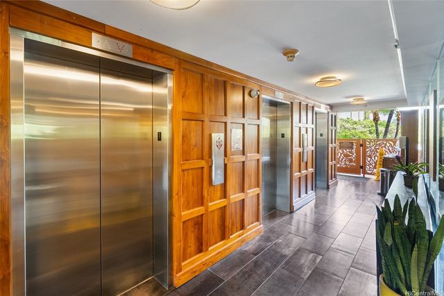 2045 Kalakaua Avenue 118, Honolulu, HI 96815