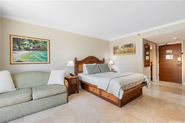 2045 Kalakaua Avenue 118, Honolulu, HI 96815