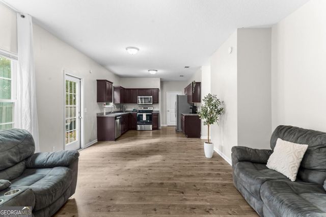 1286 Windrow Drive, Hinesville, GA 31313