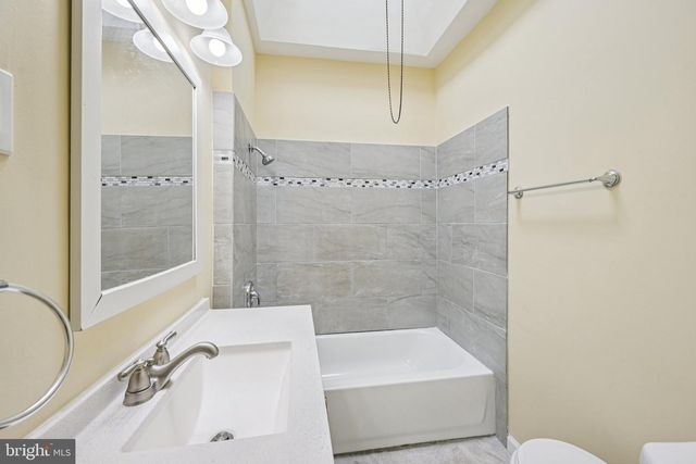 6231 LANSDOWNE AVE, Philadelphia, PA 19151