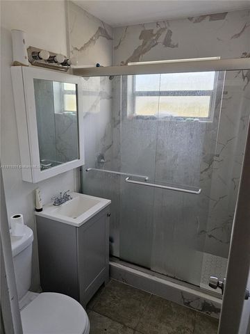 567 Tallulah Rd, Palm Beach, FL 33462