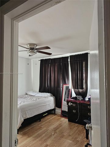 567 Tallulah Rd, Palm Beach, FL 33462