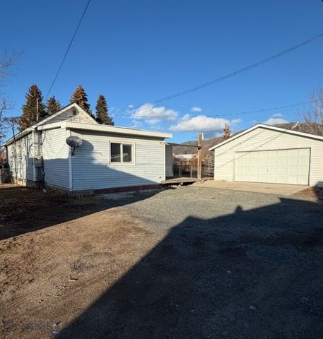 2420 Harvard Avenue, Butte, MT 59701