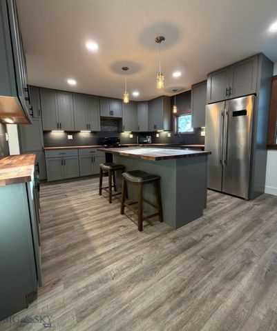 2420 Harvard Avenue, Butte, MT 59701