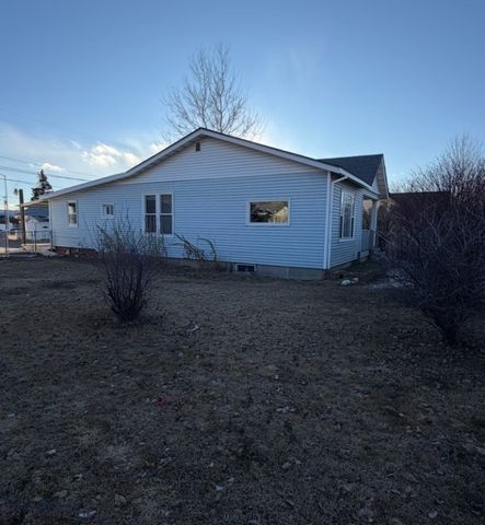 2420 Harvard Avenue, Butte, MT 59701