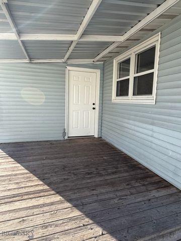 2420 Harvard Avenue, Butte, MT 59701