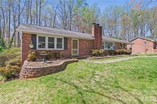 6313 Arden Circle, Clemmons, NC 27012