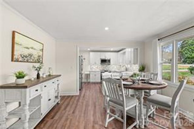 6313 Arden Circle, Clemmons, NC 27012