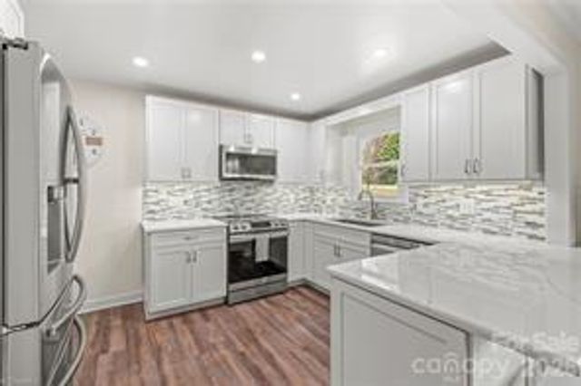 6313 Arden Circle, Clemmons, NC 27012