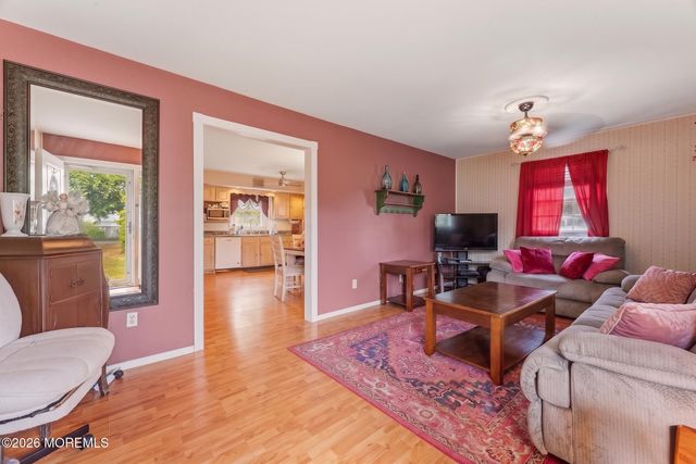 740 10th Avenue, Toms River, NJ 08757