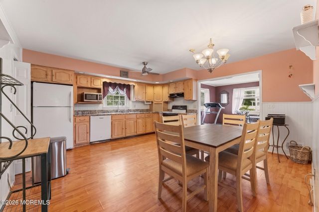 740 10th Avenue, Toms River, NJ 08757