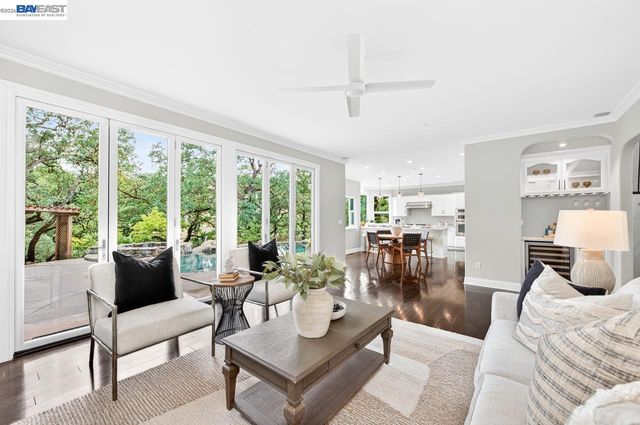 4129 Grant Ct, Pleasanton, CA 94566